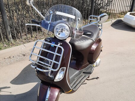 2012 Piaggio Vespa, коричневый, 370000 рублей, вид 5