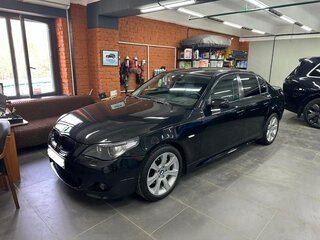 2006 BMW 5 серии 530xi V (E60/E61), чёрный, 2000000 рублей, вид 1