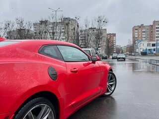 2017 Chevrolet Camaro VI, красный, 1995000 рублей, вид 3