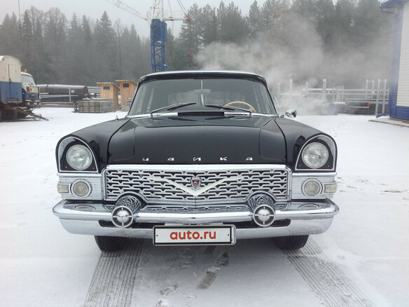 1960 ГАЗ 13 «Чайка», чёрный