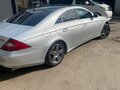 2005 Mercedes-Benz CLS 350 I (C219), серебристый, 920000 рублей - вид 2