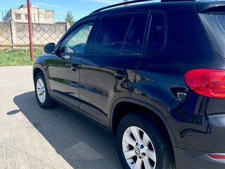 2013 Volkswagen Tiguan I Рестайлинг, чёрный, 1370000 рублей, вид 3