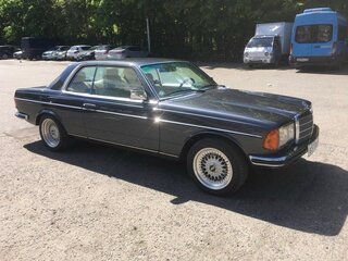 1982 Mercedes-Benz W123 280, серый, 3200000 рублей, вид 1