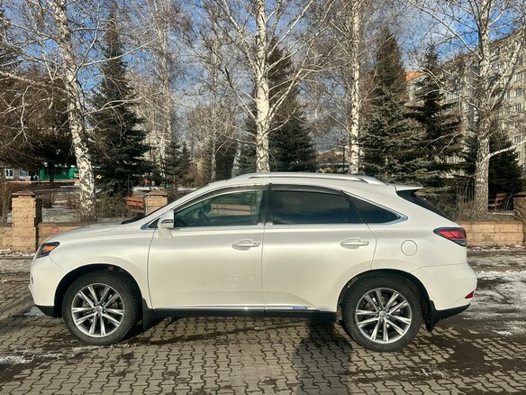 2012 Lexus RX 450h III Рестайлинг, белый, 3500000 рублей - вид 5