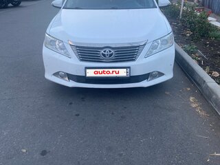 2014 Toyota Camry VII (XV50), белый, 1650000 рублей, вид 2