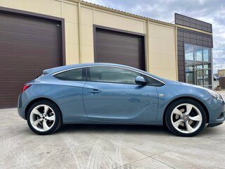 2013 Opel Astra GTC J Рестайлинг, голубой, 950000 рублей, вид 5