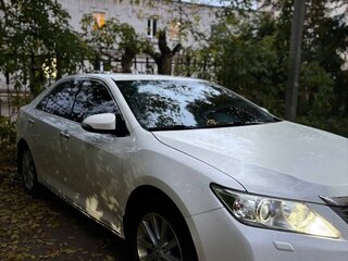2012 Toyota Camry VII (XV50), белый, 1500000 рублей, вид 1
