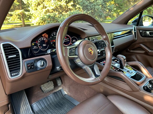 2019 Porsche Cayenne III, фиолетовый, 7750000 рублей - вид 8