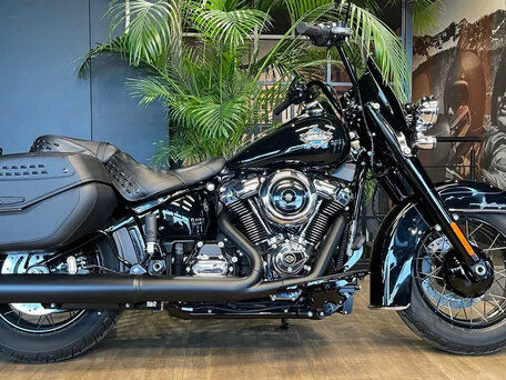 2025 Harley-Davidson Heritage, чёрный, 3850000 рублей, вид 3