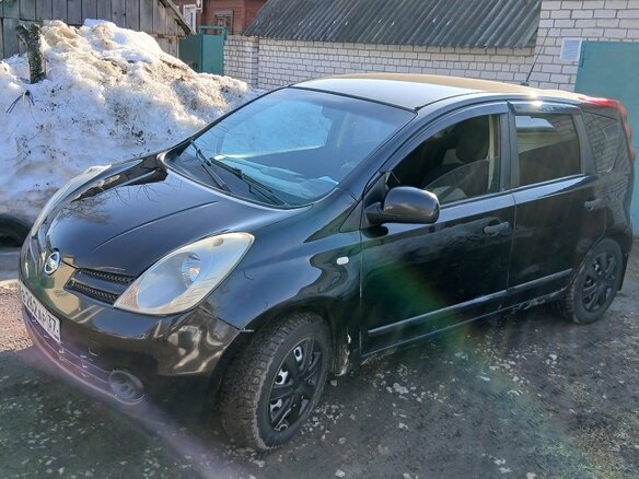 2008 Nissan Note I, чёрный - вид 3