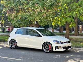 2018 Volkswagen Golf GTI VII Рестайлинг, белый, 2950000 рублей, вид 1