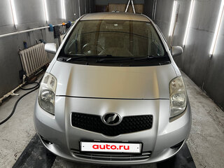 2005 Toyota Vitz II (XP90), серый, 480000 рублей, вид 1