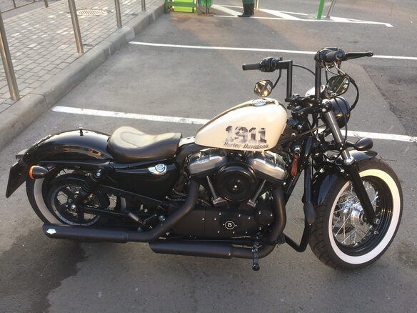 2013 Harley-Davidson Sportster 1200, бежевый - вид 7