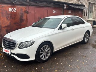 2020 Mercedes-Benz E-Класс 200 V (W213, S213, C238), белый, 2750000 рублей, вид 1