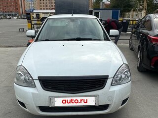 2014 Lada (ВАЗ) Priora I Рестайлинг, белый, 450000 рублей, вид 2