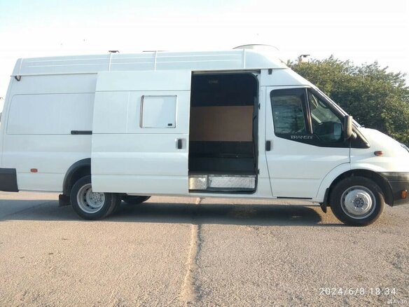 2012 Ford Transit, белый, 1500000 рублей - вид 2
