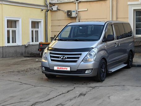 2013 Hyundai H-1 II, серебристый, 2000000 рублей, вид 1