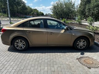 2013 Chevrolet Cruze I Рестайлинг, бежевый, 900000 рублей, вид 3