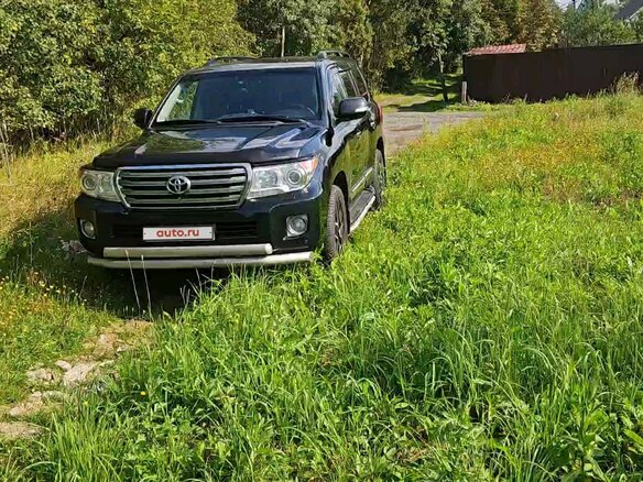 2013 Toyota Land Cruiser 200 Series Рестайлинг 1, чёрный, 3550000 рублей - вид 3