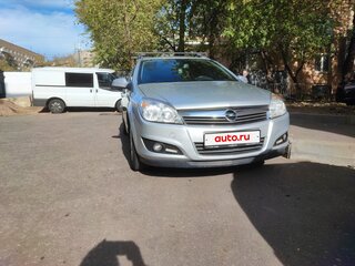 2012 Opel Astra H Рестайлинг, серебристый, 740000 рублей, вид 4