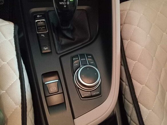 2019 BMW X1 18d xDrive II (F48) Рестайлинг, чёрный, 2630000 рублей - вид 8