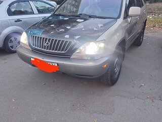 1998 Lexus RX 300 I, золотистый, 850000 рублей, вид 2