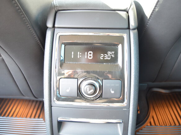 2014 Skoda Superb II Рестайлинг, чёрный - вид 11