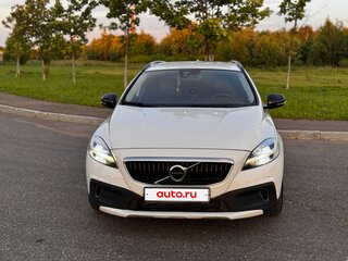 2016 Volvo V40 Cross Country I Рестайлинг, белый, 1800000 рублей, вид 4