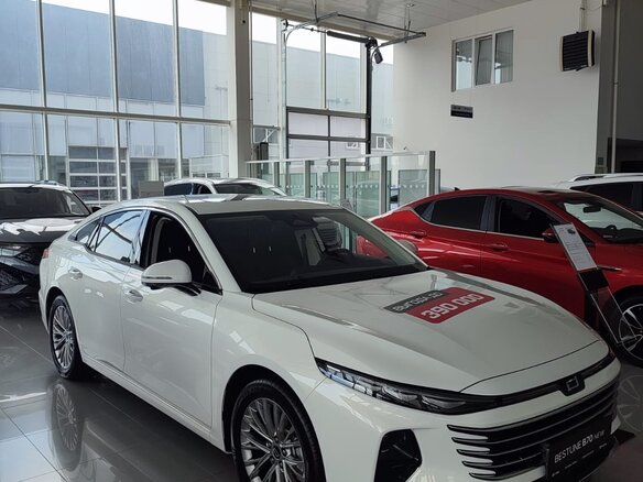 2024 Bestune B70 I Рестайлинг, белый, 3603000 рублей - вид 2