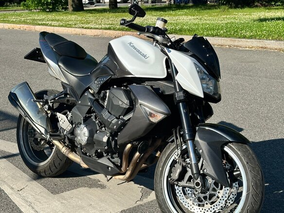 2008 Kawasaki Z 1000, белый, 530000 рублей - вид 2