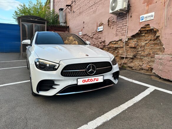 2021 Mercedes-Benz E-Класс 350 V (W213, S213, C238) Рестайлинг, белый, 5100000 рублей - вид 1
