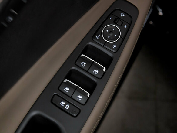 2018 Hyundai Santa Fe IV, чёрный, 2549000 рублей - вид 19