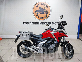 2022 Honda NC 750X, красный, 899000 рублей, вид 1