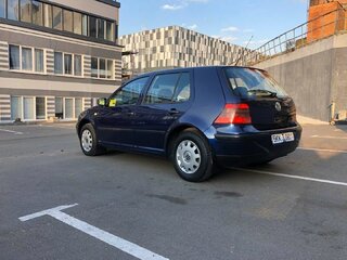 1999 Volkswagen Golf IV, синий, 250508 рублей, вид 3