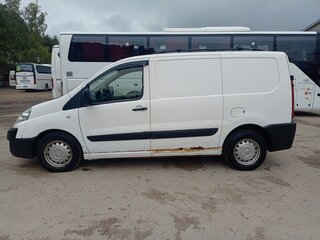 2014 Peugeot Expert II Рестайлинг, белый, 750000 рублей, вид 4