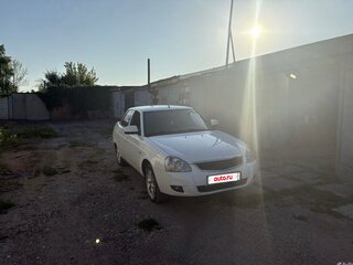2014 Lada (ВАЗ) Priora I Рестайлинг, белый, 300000 рублей, вид 2