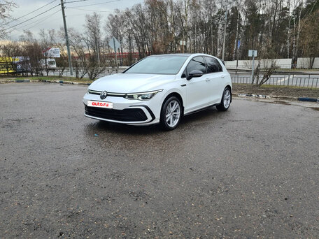 2022 Volkswagen Golf VIII, белый, 1850000 рублей, вид 1