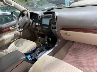 2007 Toyota Land Cruiser Prado 120 Series Рестайлинг, белый, 2150000 рублей, вид 5