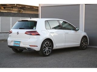 2018 Volkswagen Golf VII Рестайлинг, белый, 1320000 рублей, вид 4