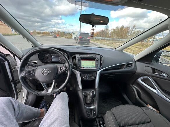 2016 Opel Zafira C Рестайлинг, белый, 1370000 рублей - вид 5