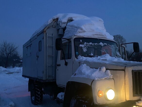 2001 ГАЗ 3308, бежевый, 700000 рублей - вид 1