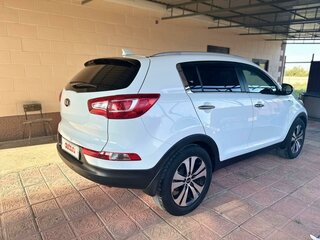 2013 Kia Sportage III, белый, 1750000 рублей, вид 3