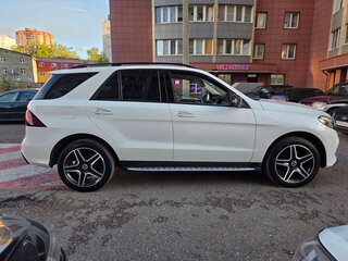 2018 Mercedes-Benz GLE 400 9G-Tronic I (W166), белый, 4350000 рублей, вид 4