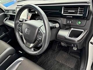 2020 Honda Stepwgn Spada V Рестайлинг, белый, 2350000 рублей, вид 4