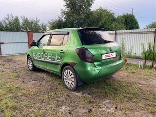 2011 Skoda Fabia II Рестайлинг, зелёный, 200000 рублей, вид 4