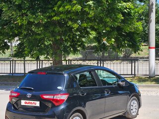 2018 Toyota Vitz III (XP130) Рестайлинг 2, чёрный, 1060000 рублей, вид 4