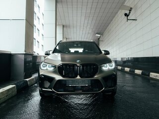 2022 BMW X5 M Competition III (F95), серый, 12200000 рублей, вид 3