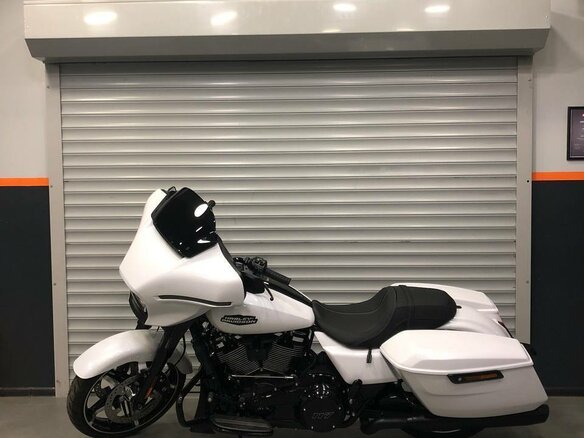 2025 Harley-Davidson Street Glide, белый, 3850000 рублей