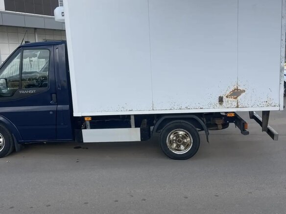 2017 Ford Transit, синий, 1500000 рублей - вид 9