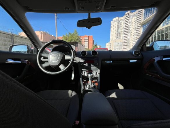 2010 Audi A3 II (8P) Рестайлинг 2, серый, 849000 рублей - вид 9
